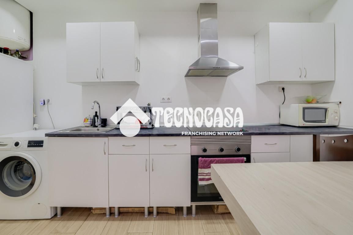 Kitchen of Flat for sale in Badalona  with Air Conditioner and Parquet flooring