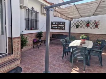 Adossat amb jardí en venda a Calle Toledo