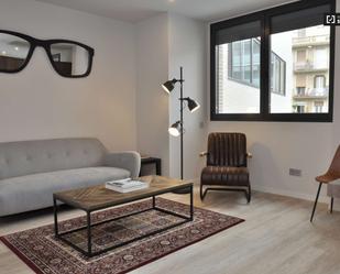 Living room of Study to share in  Barcelona Capital  with Air Conditioner and Terrace