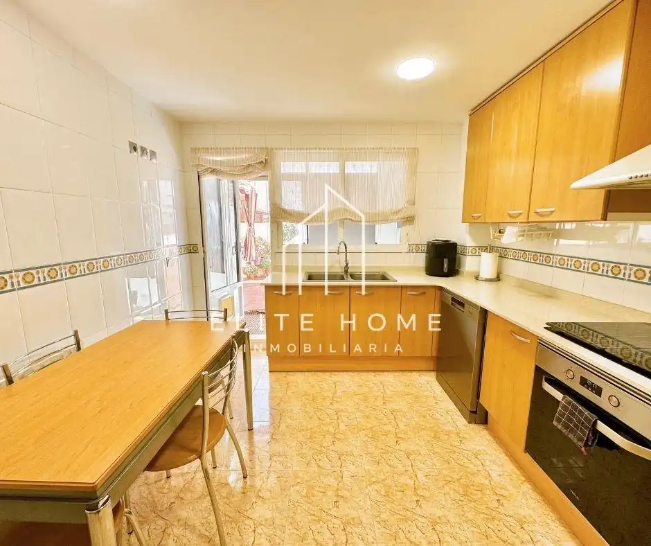 Flat with lift for sale in Calle LA MATA DE MORELLA, imagen 9