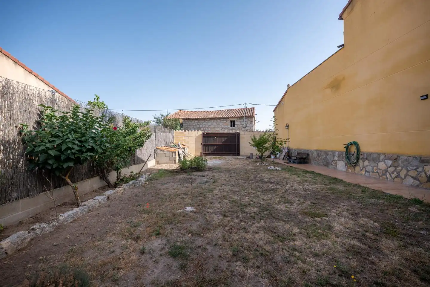 Jardín de Casa o chalet en venta en Ávila con Calefacción, Jardín privado y Terraza
