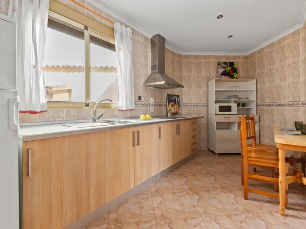 Houses for sale in Avenida Xixona, 28, Campello Playa
