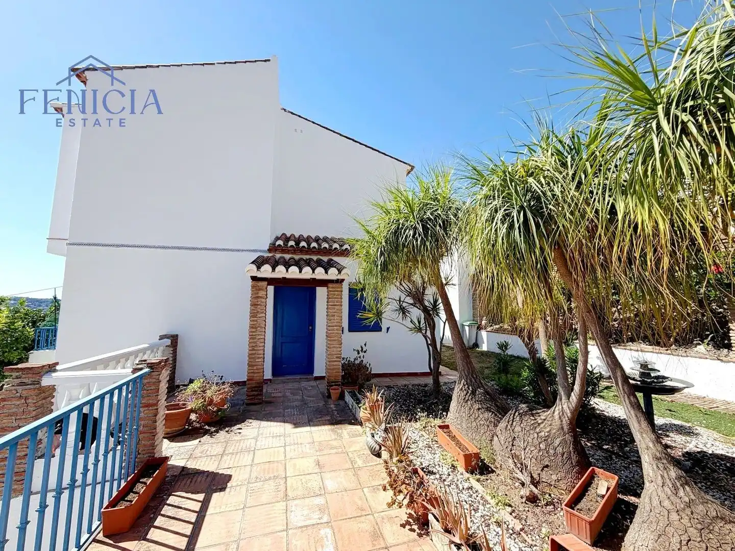 Exterior view of Houses for sale in Almuñécar  with Private garden, Terrace and Swimming Pool