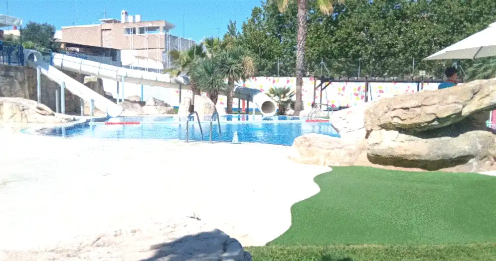 Piscina de Casa o xalet en venda en Aldaia amb Aire condicionat, Calefacció i Parquet