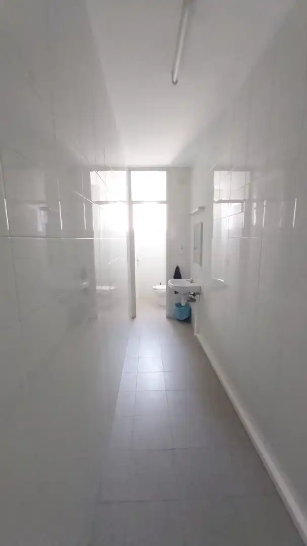Oficina amb ascensor de lloguer a Ronda de ľEst, imagen 7
