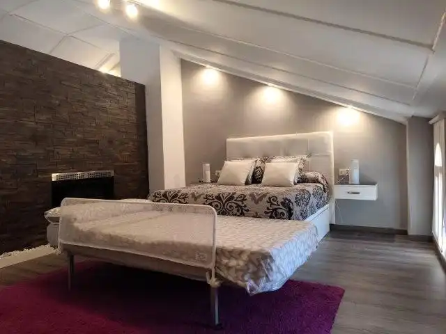 Dormitori de Casa adosada en venda en Alaquàs amb Aire condicionat, Terrassa i Traster