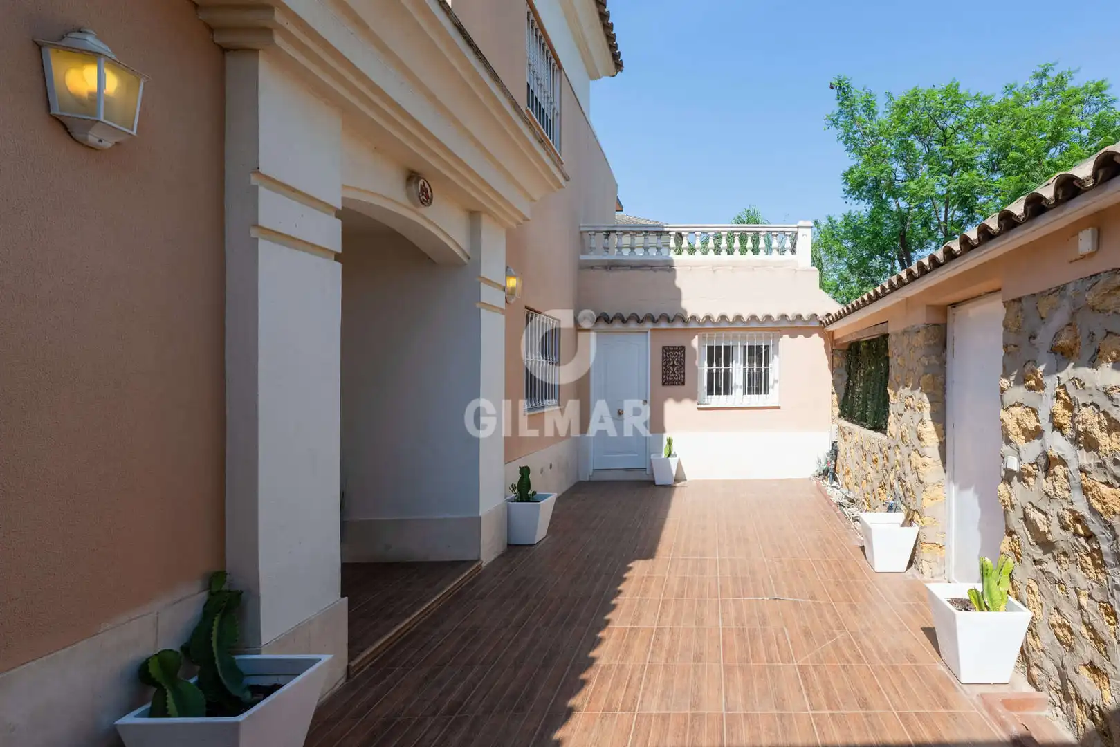 Exterior view of Houses for sale in Montequinto  with Heating, Private garden and Swimming Pool