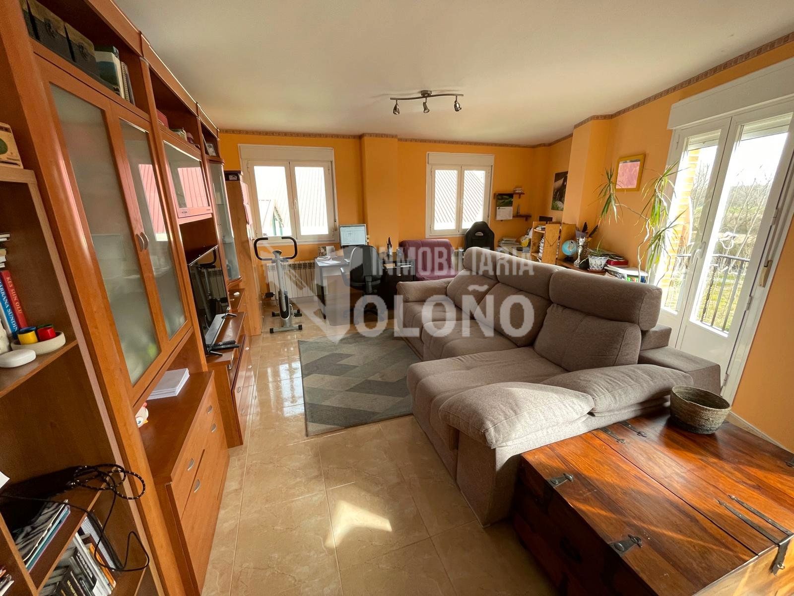 Sala de estar de Apartamento en venta en Cihuri con Calefacción, Trastero y Amueblado