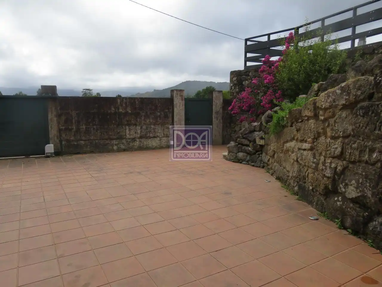 Terrassa de Casa o xalet en venda en Mondariz-Balneario amb Calefacció, Jardí privat i Terrassa
