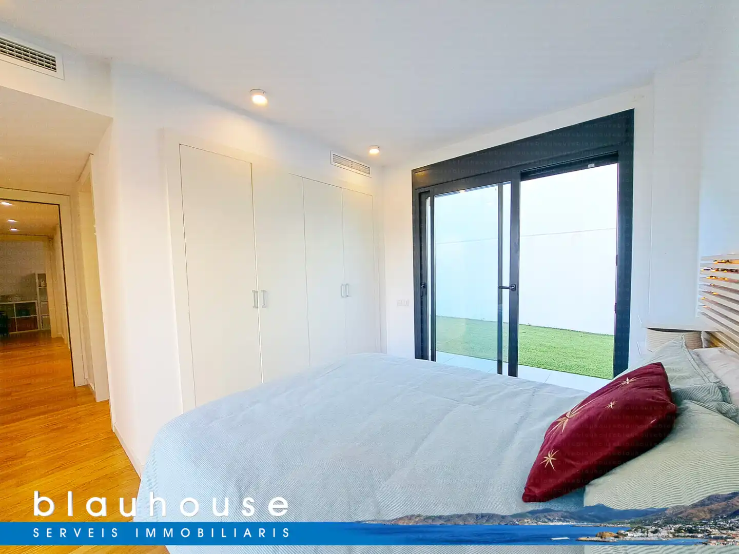 Habitación de Apartamento en venta en Llançà con Aire acondicionado, Calefacción y Terraza