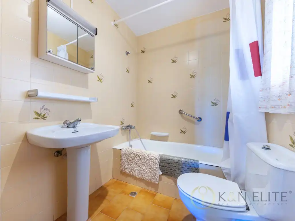Bany de Casa o xalet en venda en Benissa amb Calefacció, Jardí privat i Piscina