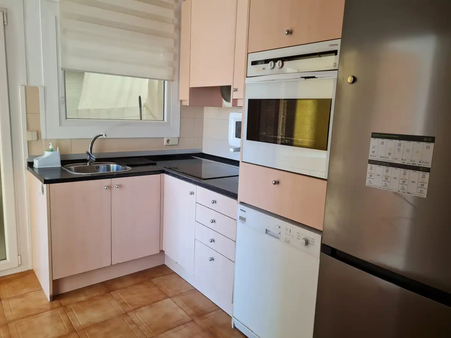 Flat for rent in Carrer de Francesc Eiximenis, Centre - Barri Vell