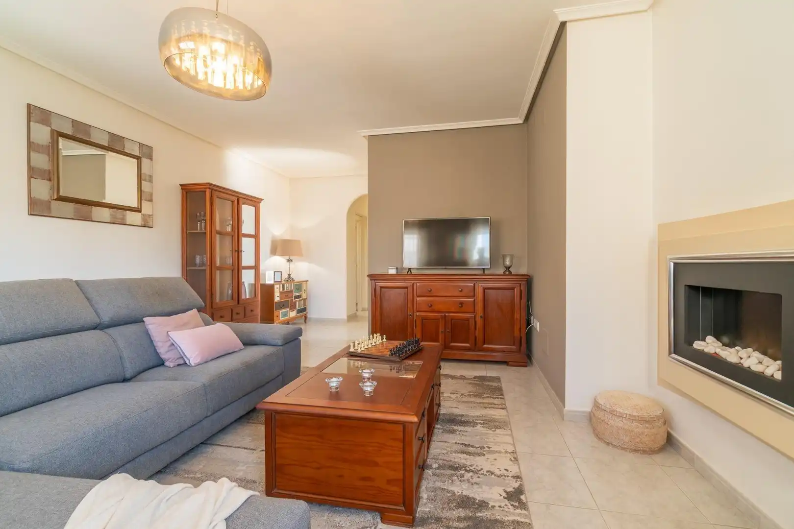 Sala d'estar de Casa o xalet en venda en Orihuela amb Aire condicionat, Calefacció i Jardí privat