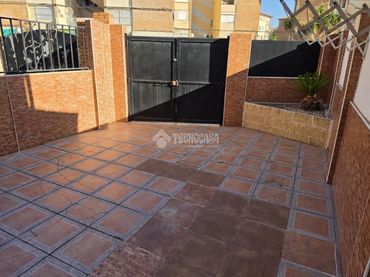 Semi-detached house for sale in Martiricos - La Roca