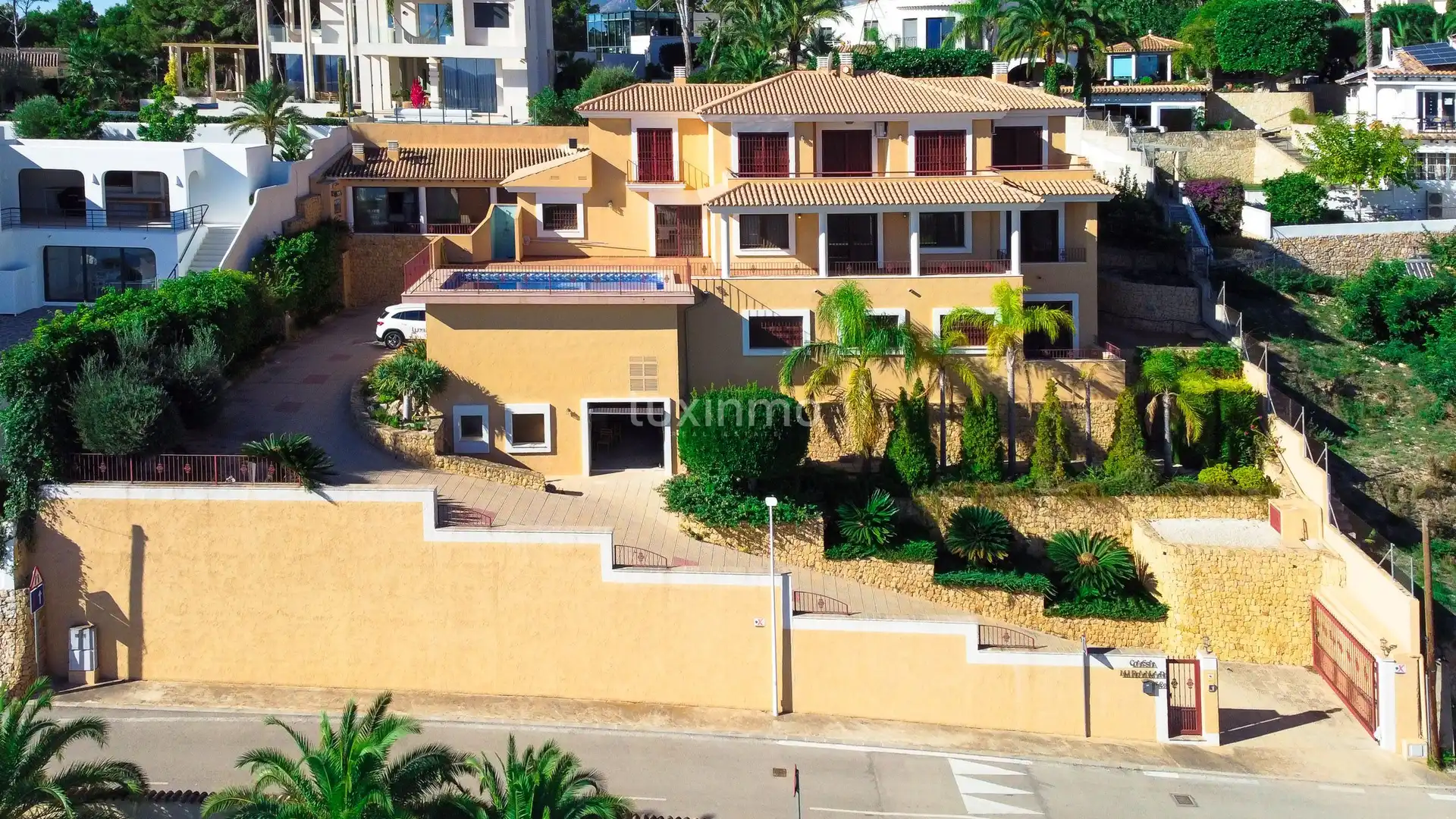 Vista exterior de Casa o xalet en venda en Altea amb Aire condicionat, Calefacció i Jardí privat