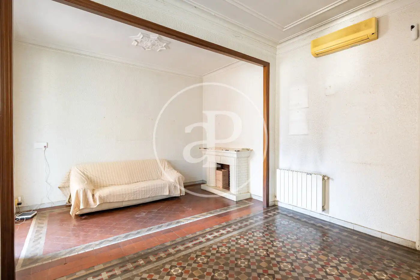 Appartamento con terrazza in vendita a Carrer de Girona, imagen 3