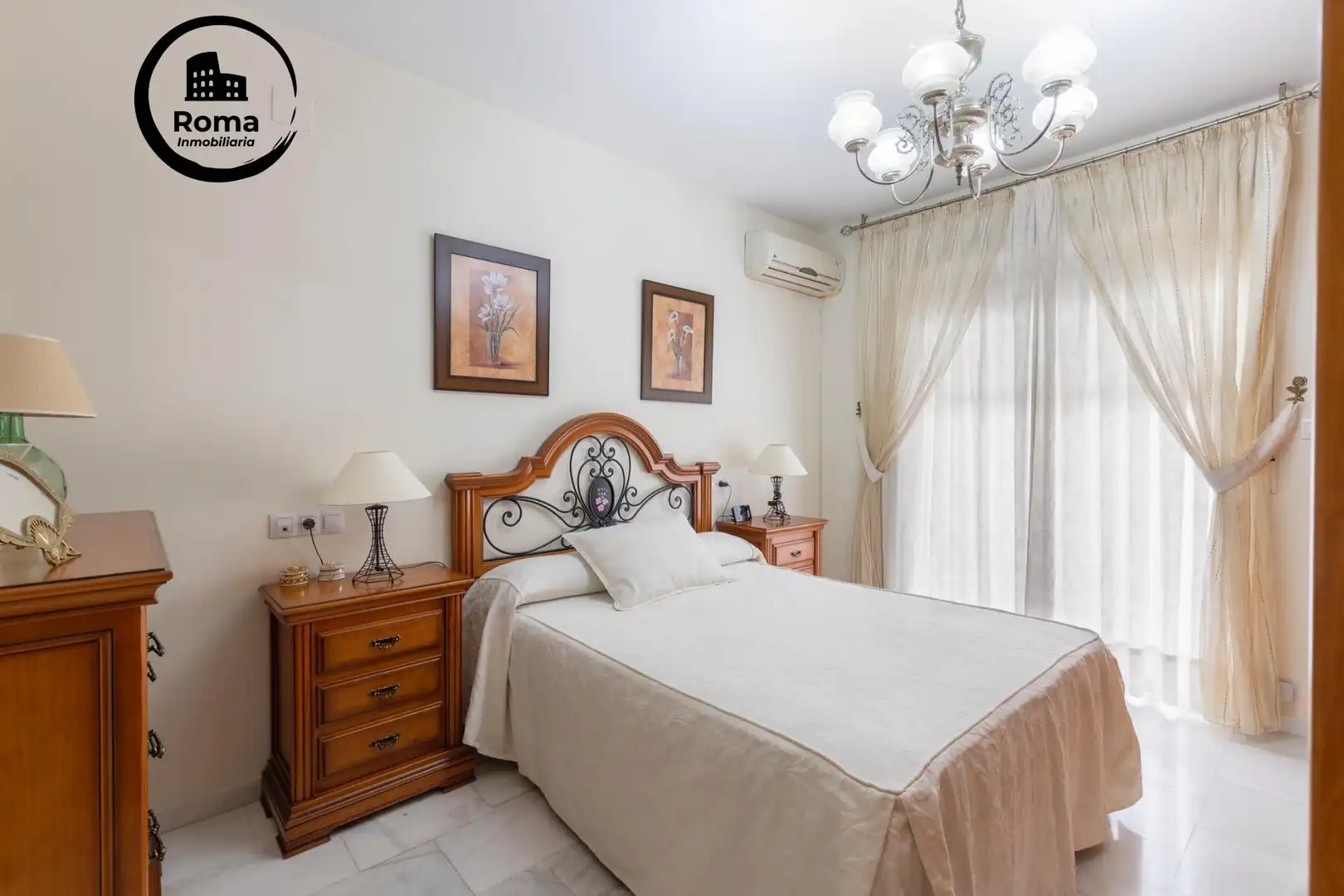 Schlafzimmer von Einfamilien-Reihenhaus zum Verkauf in Vegas del Genil mit Klimaanlage, Heizung und Terrasse
