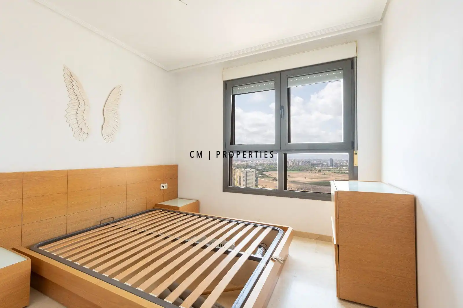 Bedroom of Flat for rent in Valencia  with Air Conditioner, Heating and Terrace