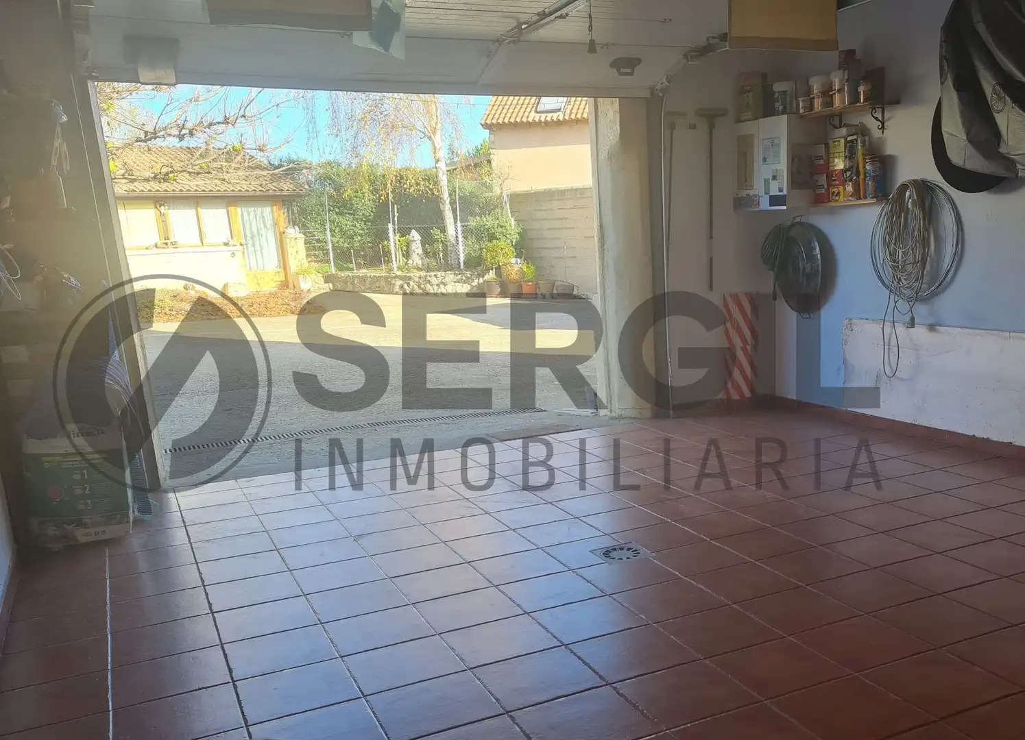Parking de Casa o chalet en venta en Prádena con Calefacción y Jardín privado
