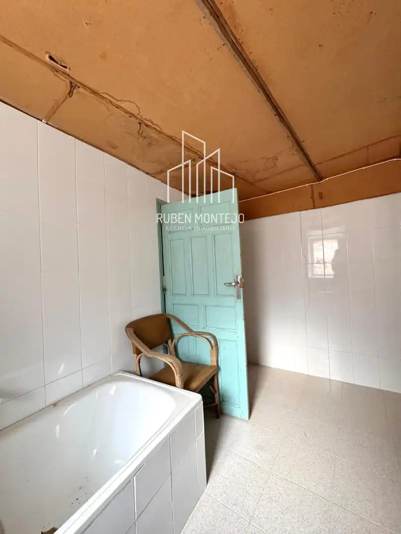 Bany de Casa o xalet en venda en Calzada de Valdunciel amb Terrassa