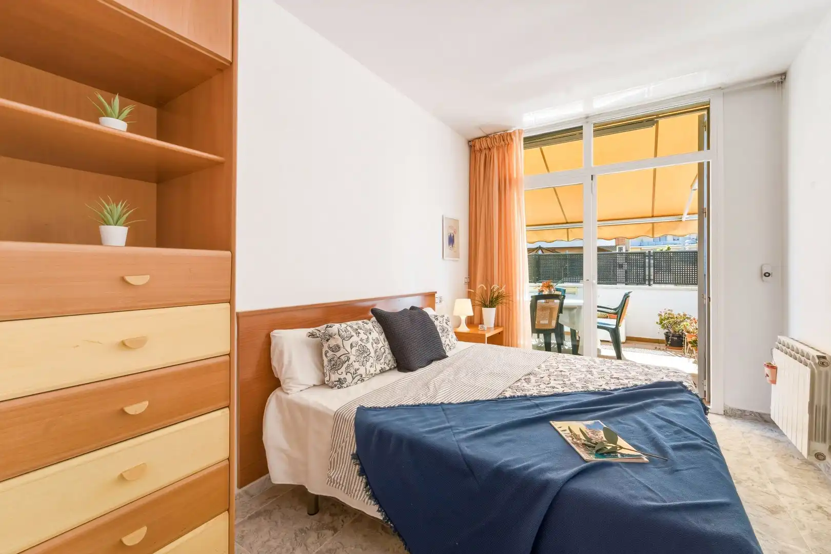 Schlafzimmer von Wohnung zum Verkauf in Lloret de Mar mit Klimaanlage, Heizung und Terrasse
