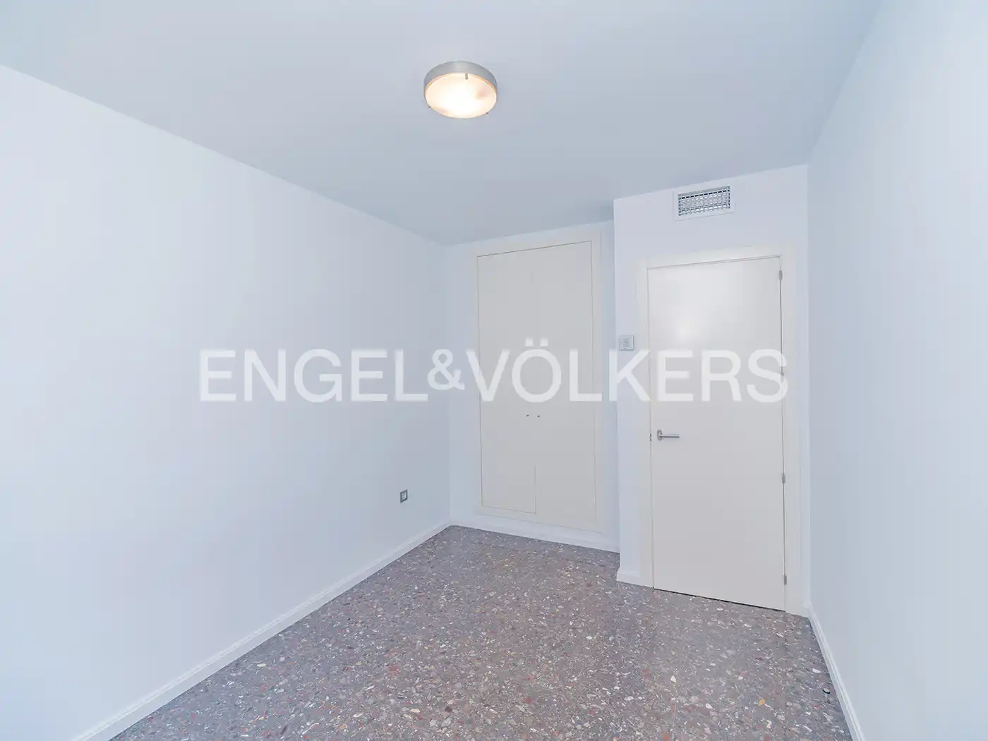 Wohnung zur Miete in Alicante / Alacant mit Klimaanlage, Heizung und Terrasse