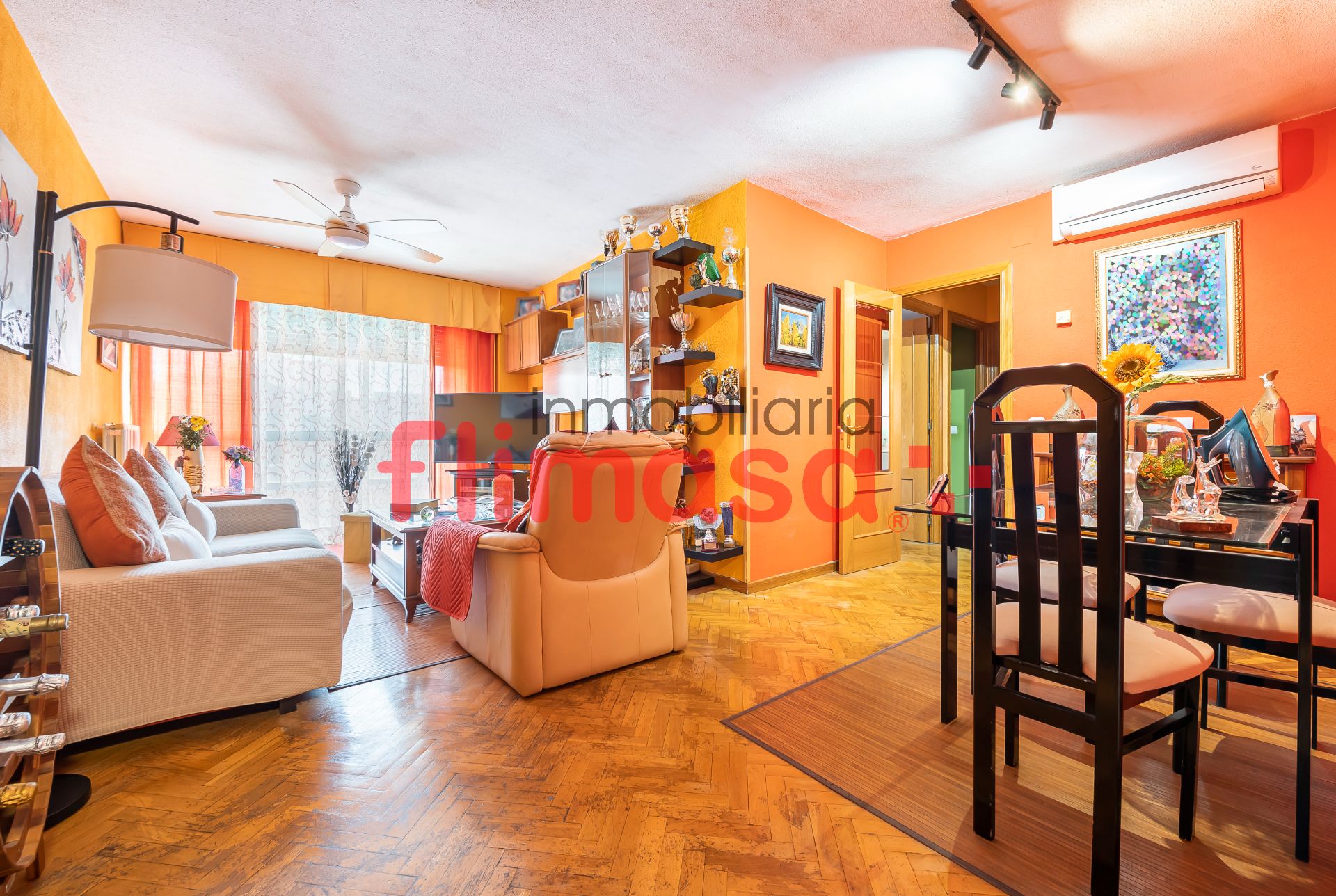 Exterior view of Flat for sale in Alcorcón  with Air Conditioner, Heating and Storage room