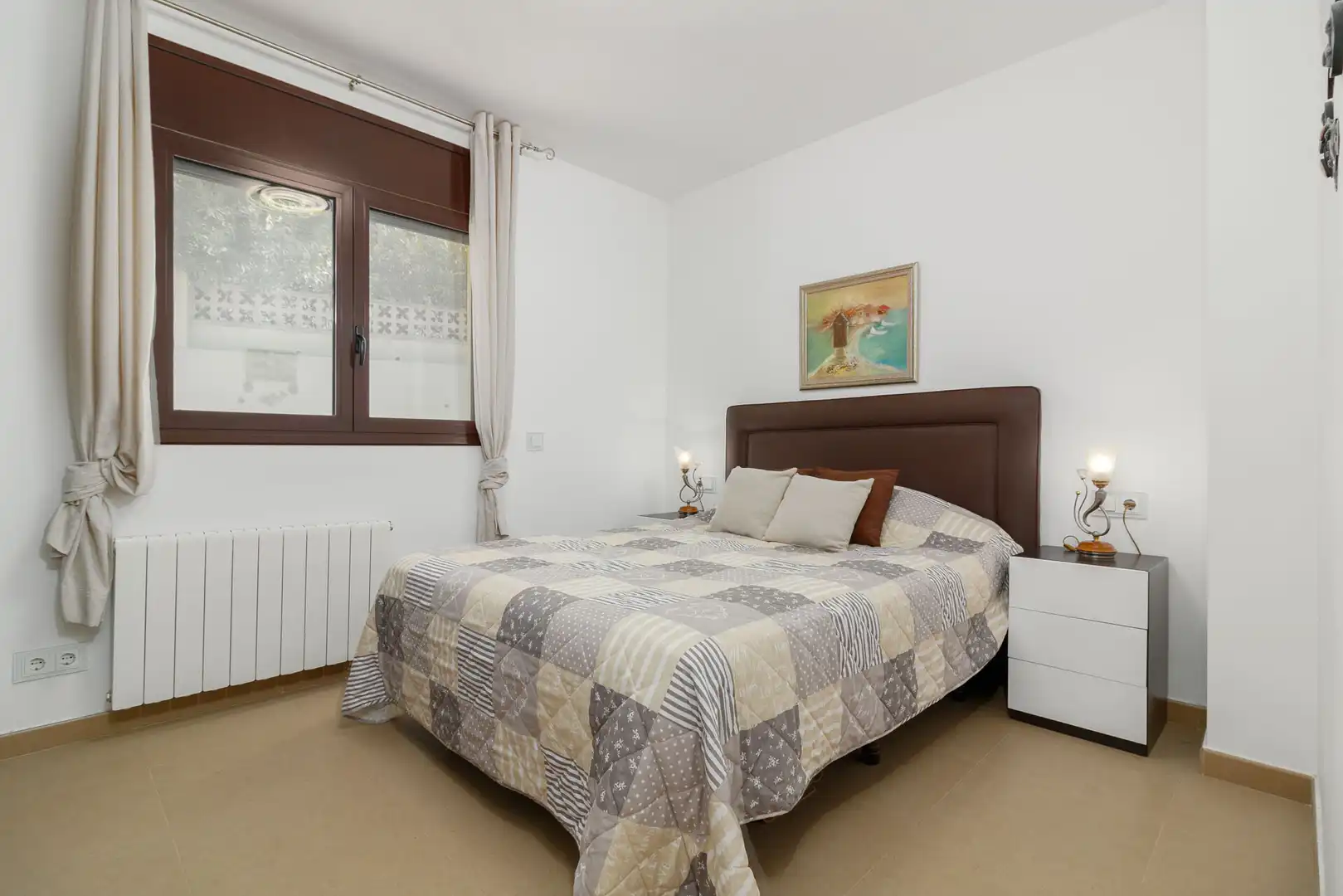 Habitación de Casa o chalet en venta en Pau con Aire acondicionado, Calefacción y Jardín privado