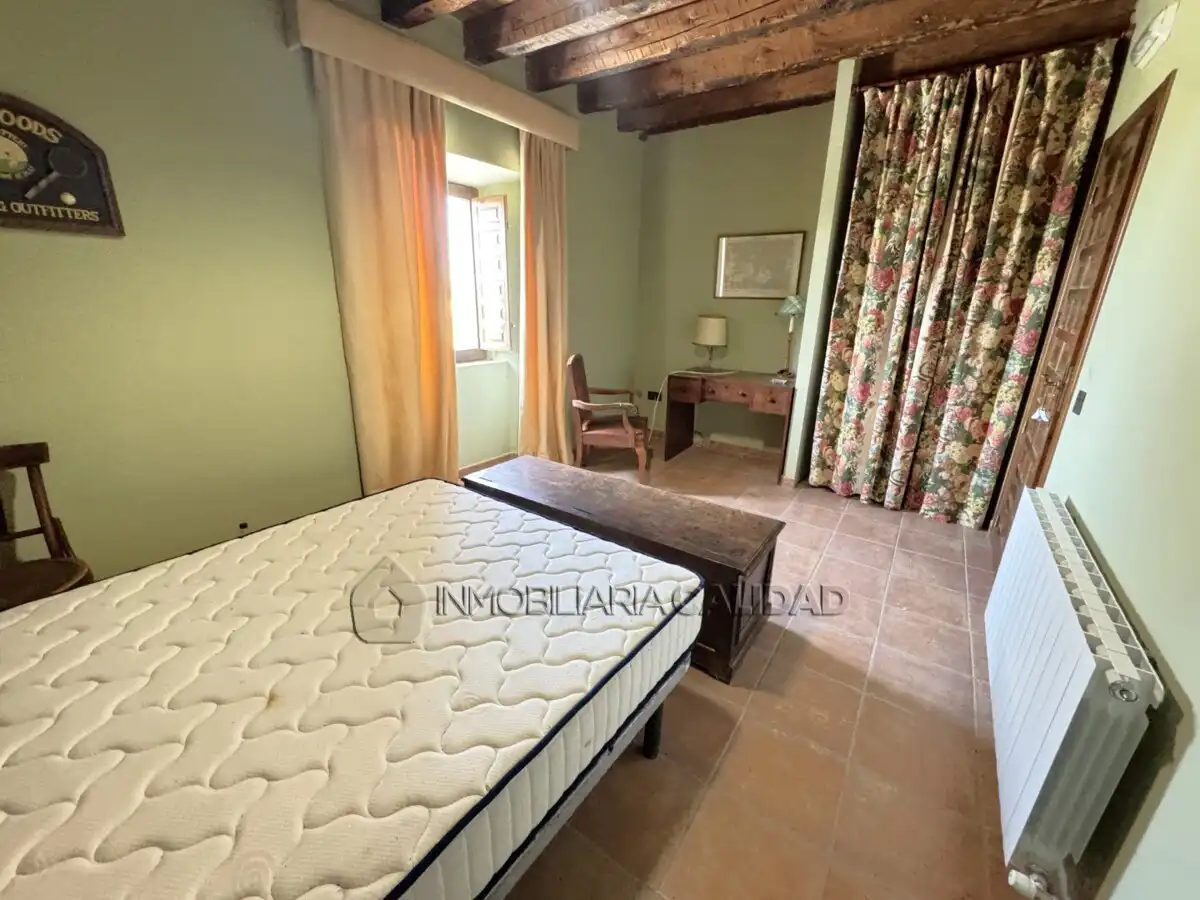 Habitación de Casa o chalet en venta en Burgos con Calefacción
