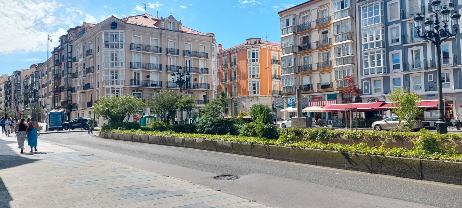 Vista exterior de Pis en venda en Santander