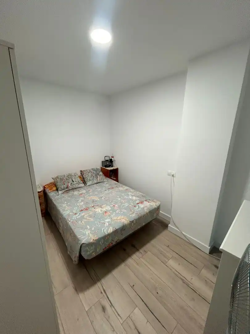 Habitación de Casa adosada en venta en Málaga con Aire acondicionado