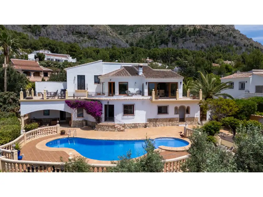 Vista exterior de Casa o xalet en venda en Jávea / Xàbia amb Aire condicionat, Calefacció i Balcó