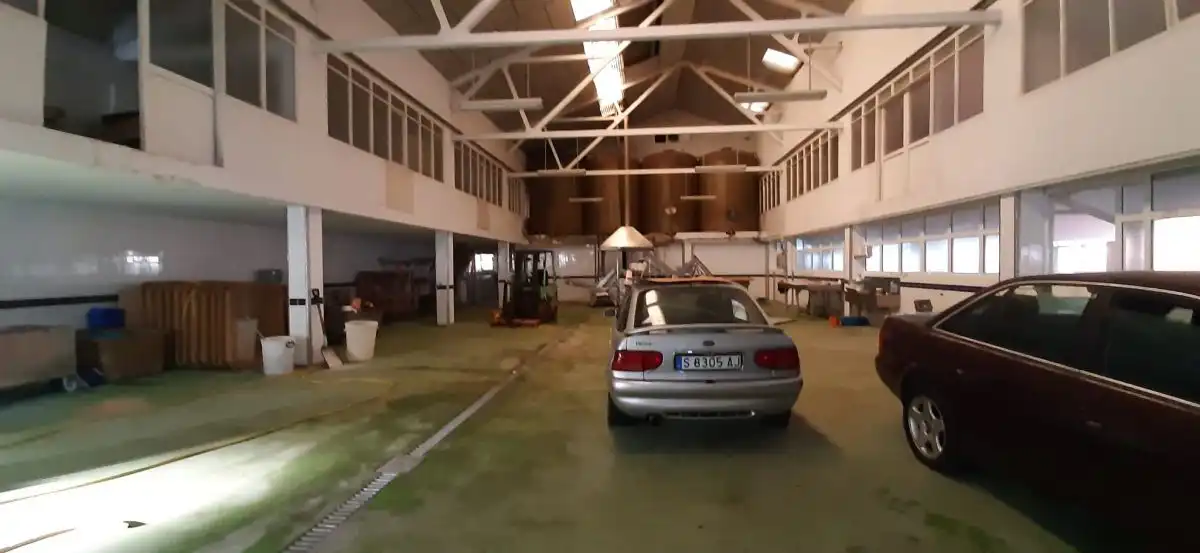 Parking de Nave industrial en venta en Colindres