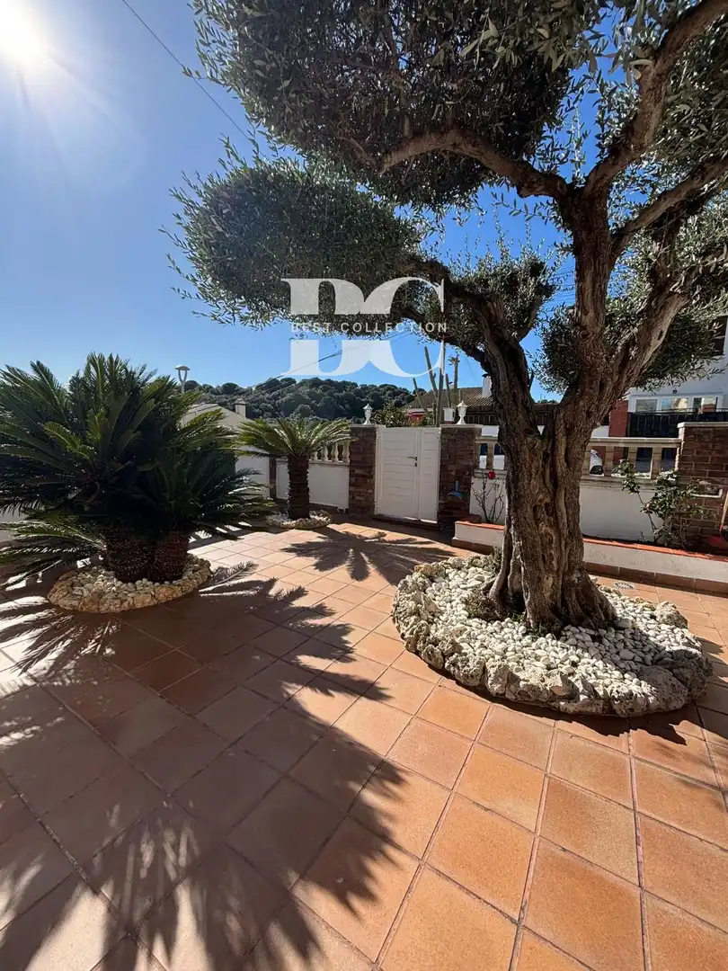 Vista exterior de Casa o chalet en venta en Arenys de Mar con Aire acondicionado, Terraza y Trastero