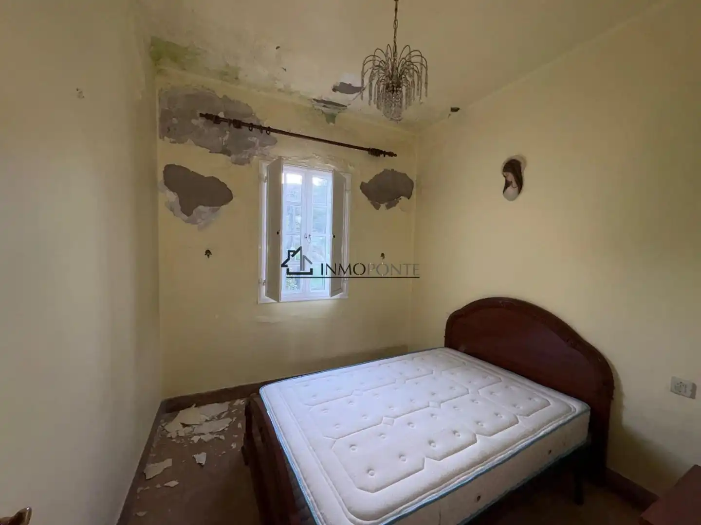 Bedroom of Houses for sale in Vilaboa, Pontevedra