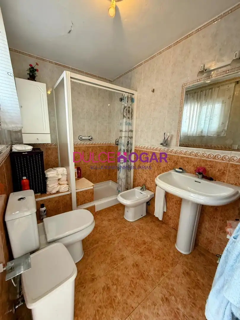 Baño de Casa adosada en venta en Ronda con Terraza, Amueblado y Balcón