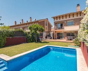 Jardí de Casa adosada en venda en Vilassar de Mar amb Aire condicionat, Calefacció i Jardí privat