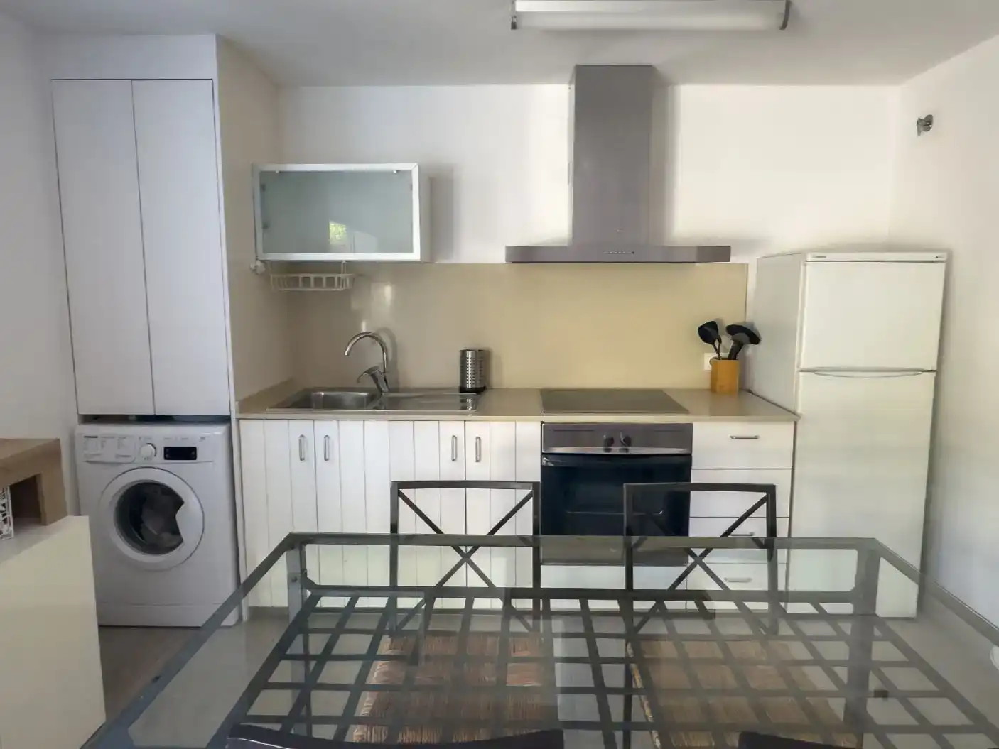 Cocina de Piso de alquiler en Cadaqués con Aire acondicionado, Jardín privado y Parquet