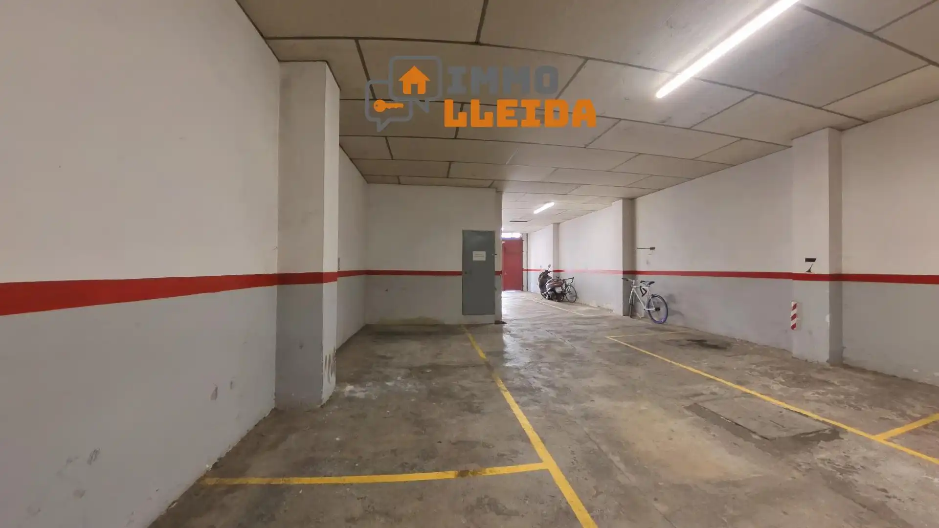 Aparcament de Garatge en venda en Lleida