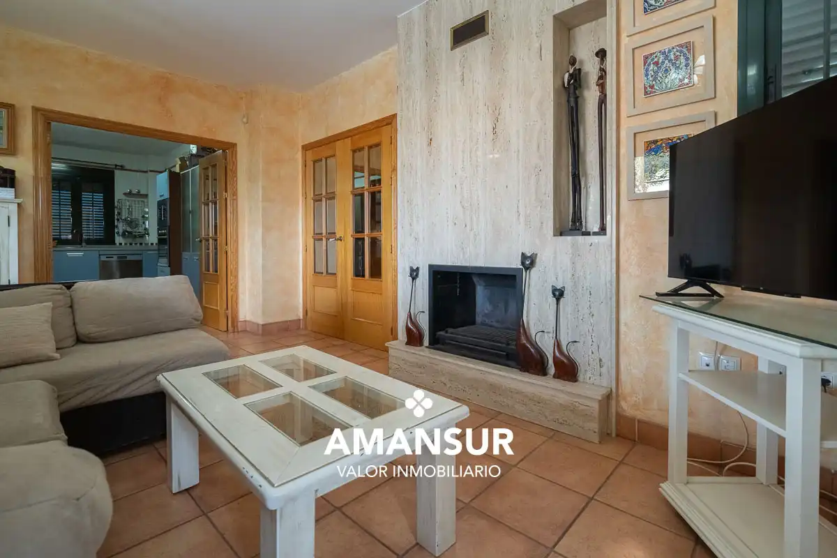 Living room of Houses for sale in Punta Umbría  with Heating, Terrace and Swimming Pool