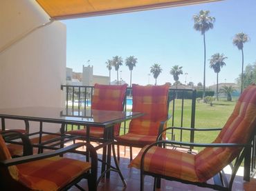 Ground floor with pool to rent in Avda Villa Horacia