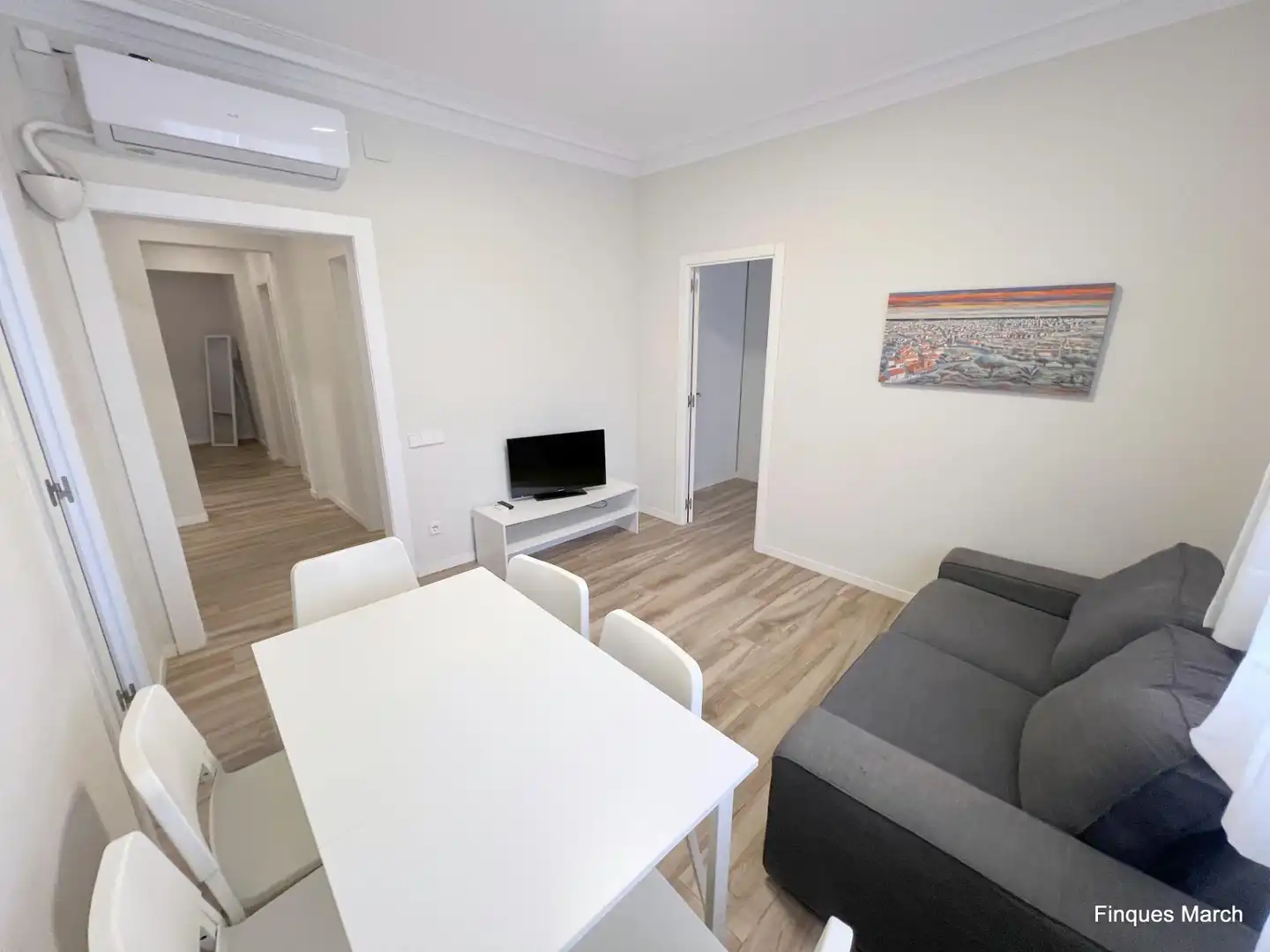 Sala de estar de Piso en venta en Barcelona con Aire acondicionado y Amueblado
