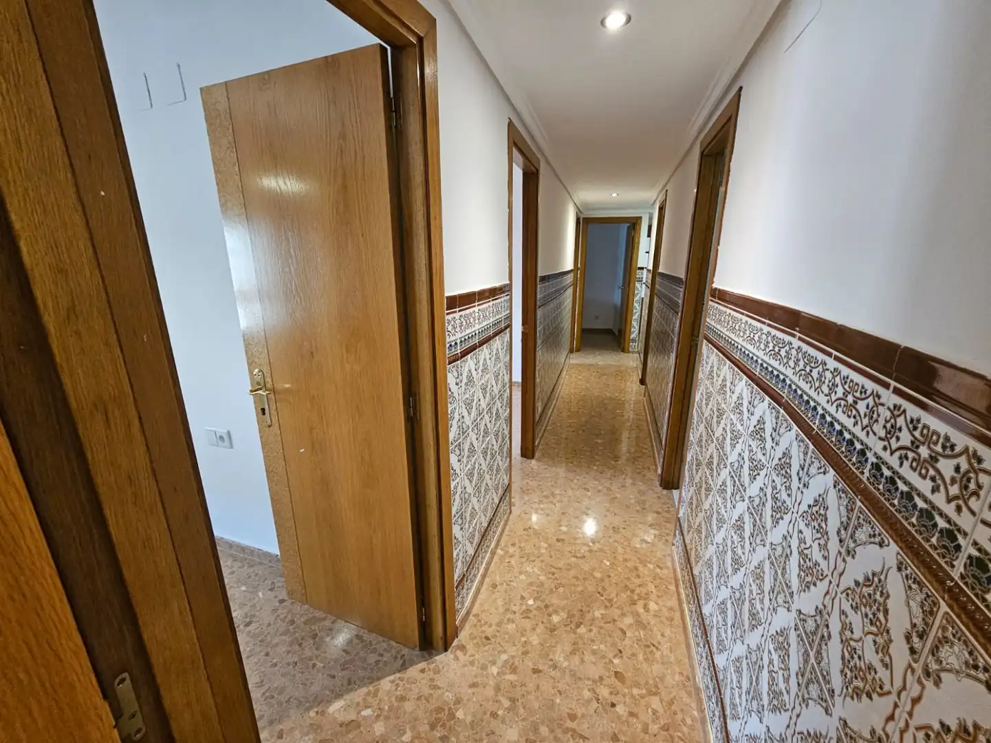 Flat for rent in Valencia  with Air Conditioner and Heating