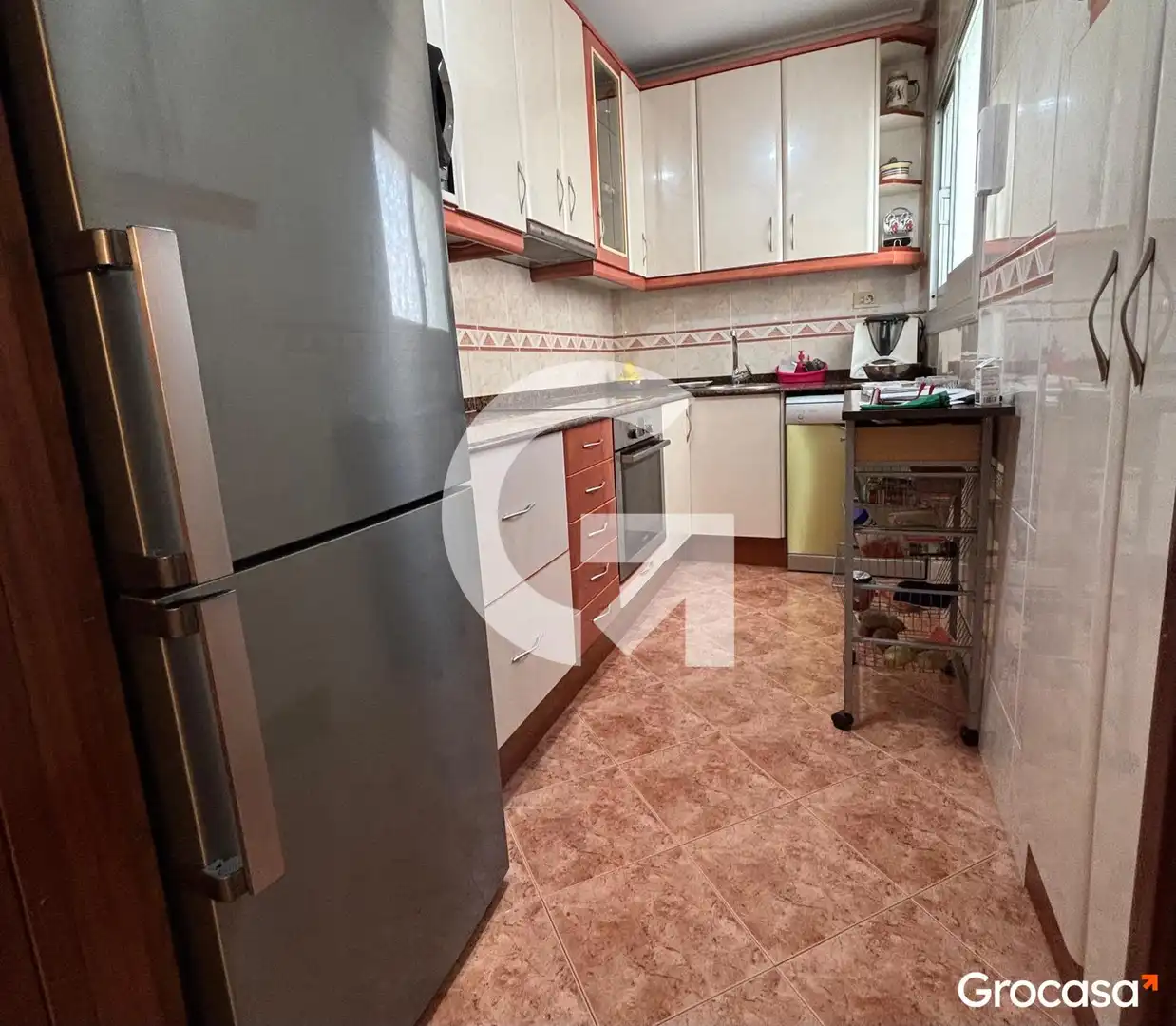 Kitchen of Houses for sale in L'Hospitalet de Llobregat  with Air Conditioner, Terrace and Storage room