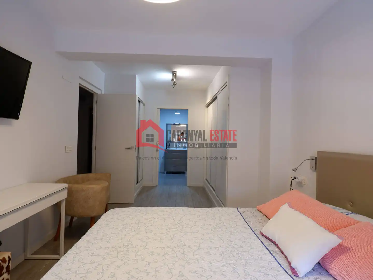 Habitación de Apartamento en venta en Valencia con Aire acondicionado y Balcón