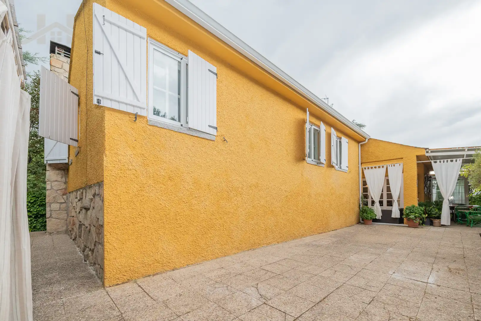 Vista exterior de Casa o chalet en venta en Tres Cantos con Aire acondicionado, Calefacción y Jardín privado