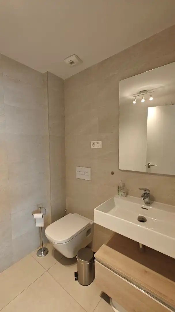 Baño de Piso en venta en Estepona con Aire acondicionado, Calefacción y Terraza