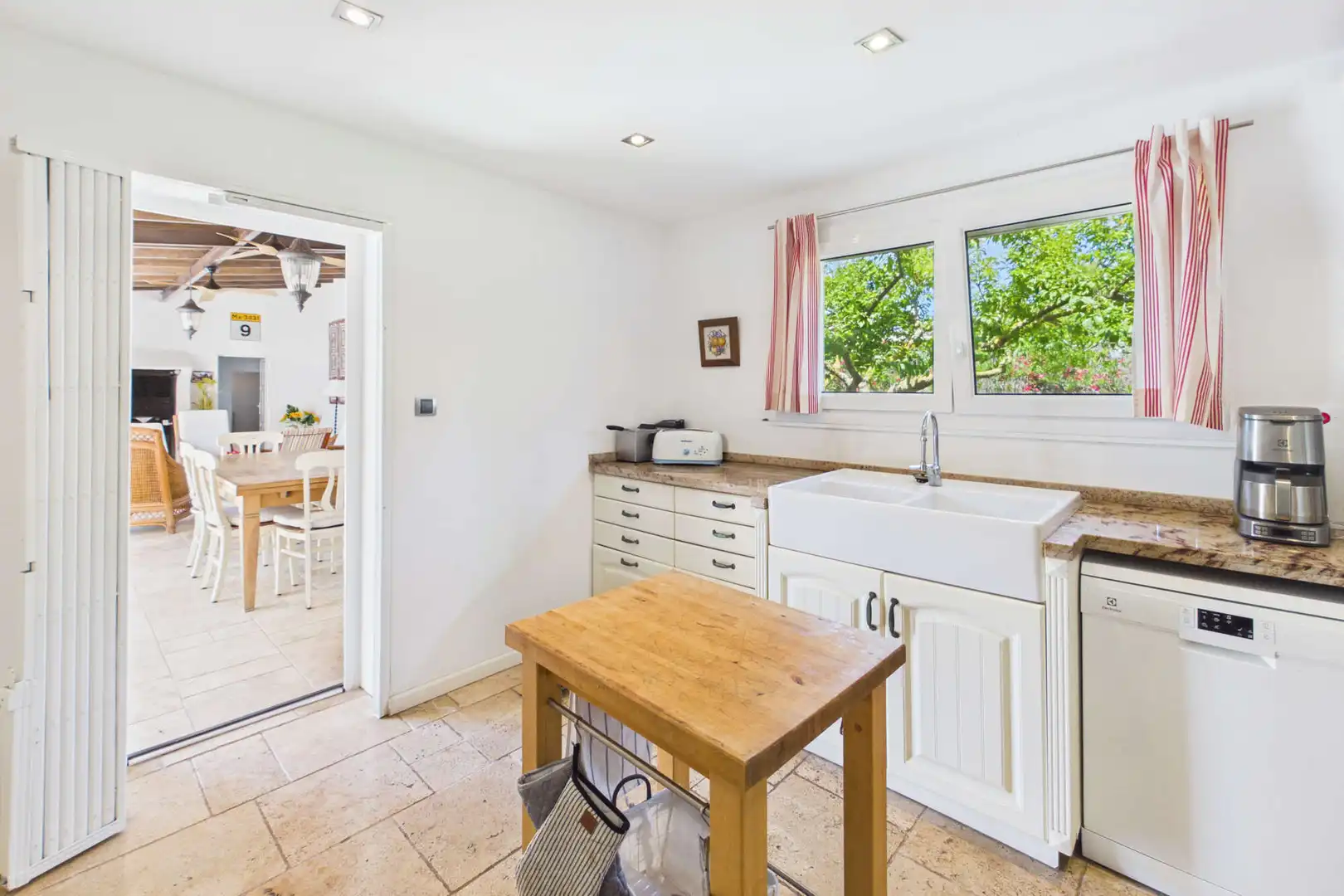 Cocina de Finca rústica en venta en Muro con Aire acondicionado, Terraza y Amueblado
