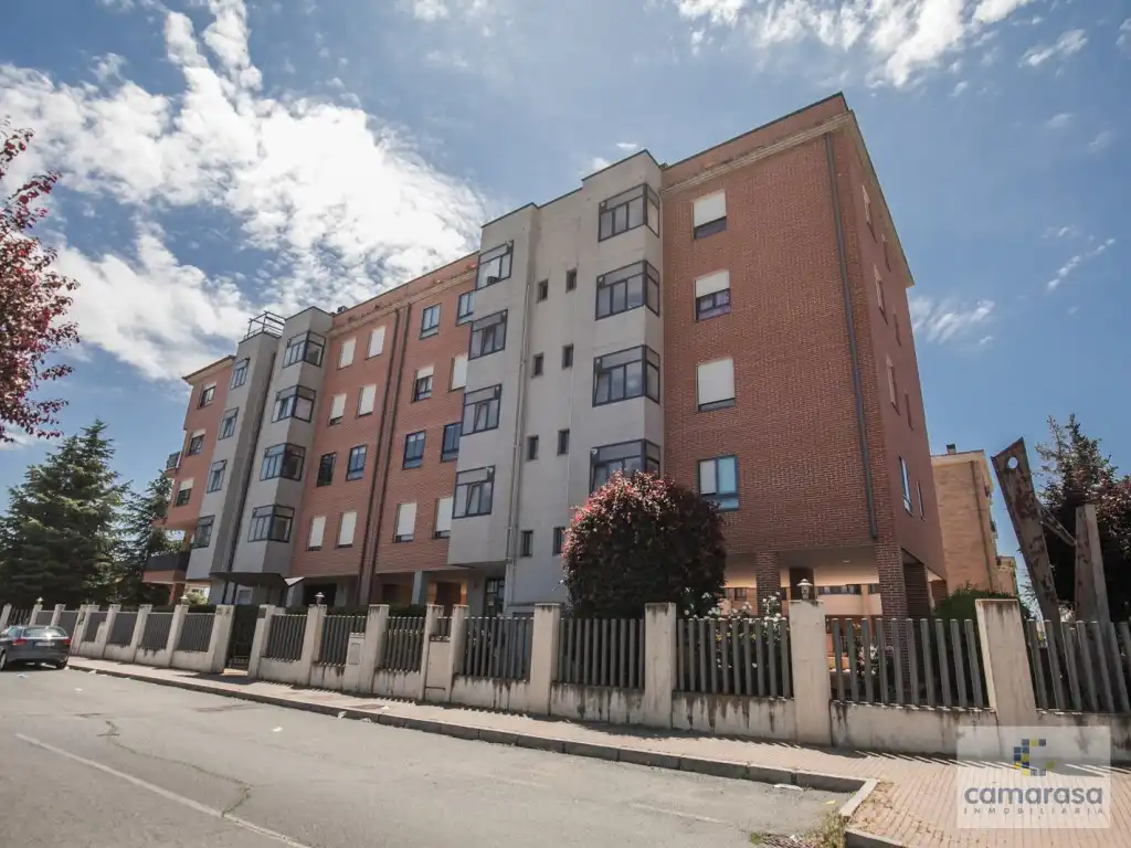 Exterior view of Flat for rent in Ávila  with Furnished