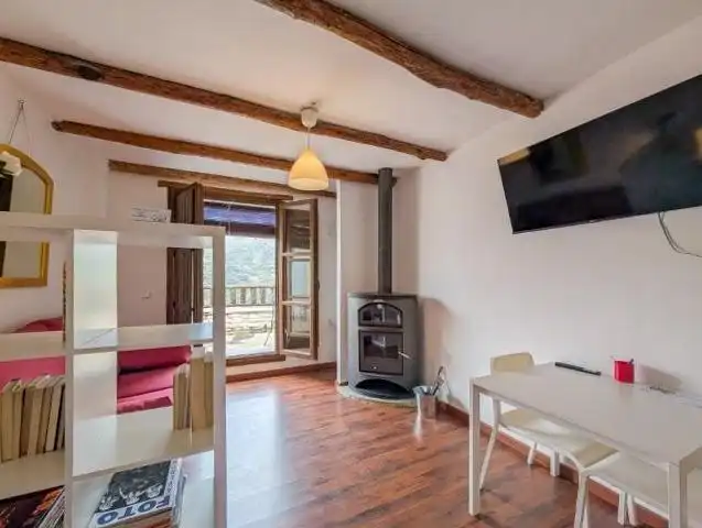 Sala de estar de Piso en venta en Bubión con Calefacción y Piscina comunitaria
